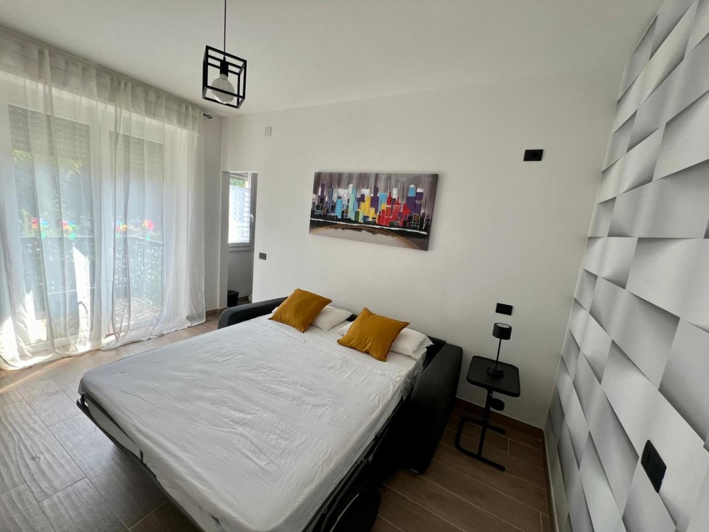 Appartamento Moderno Ed Elegante Loft Con Balcone Milano Esterno foto