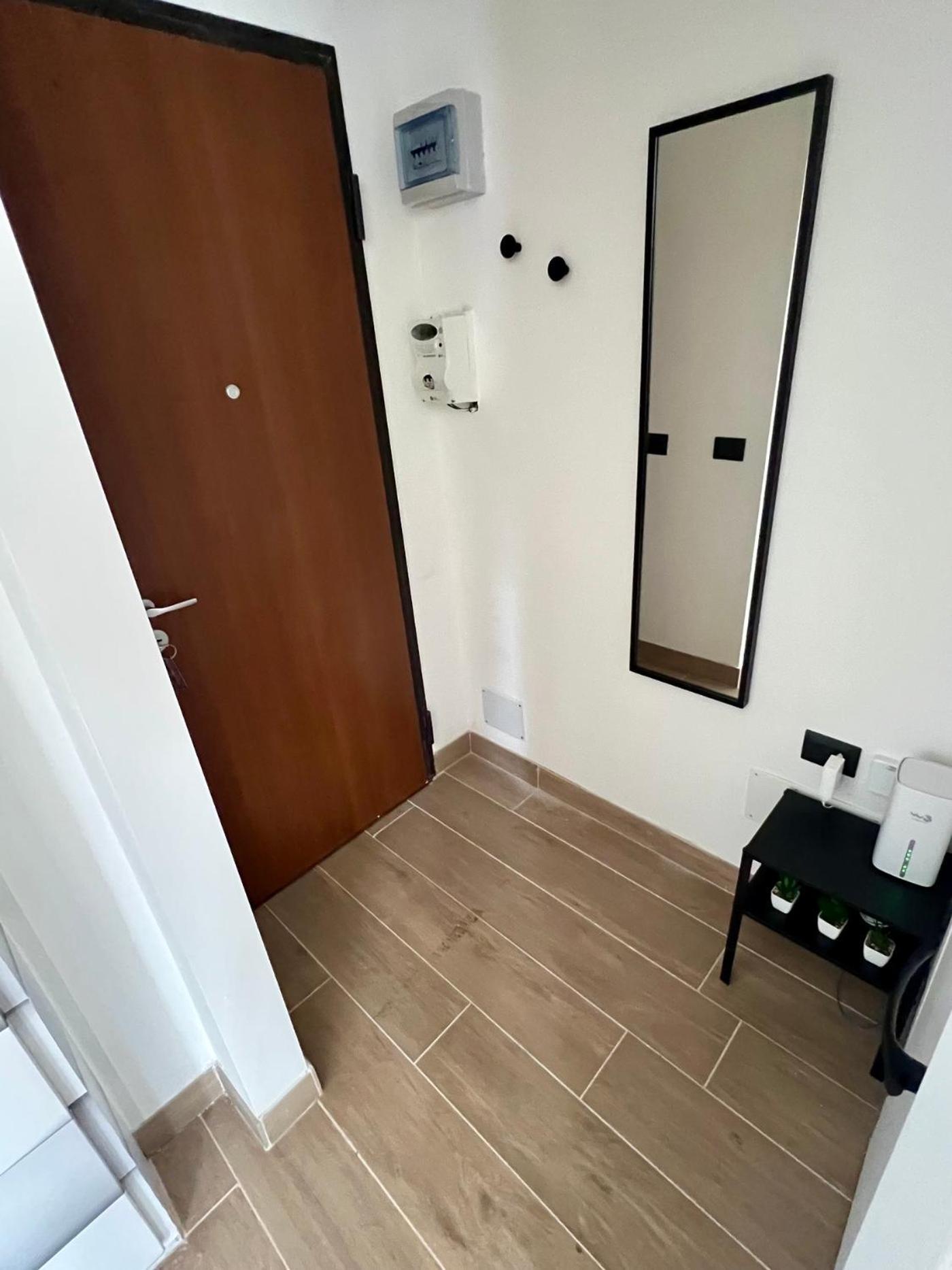Appartamento Moderno Ed Elegante Loft Con Balcone Milano Esterno foto